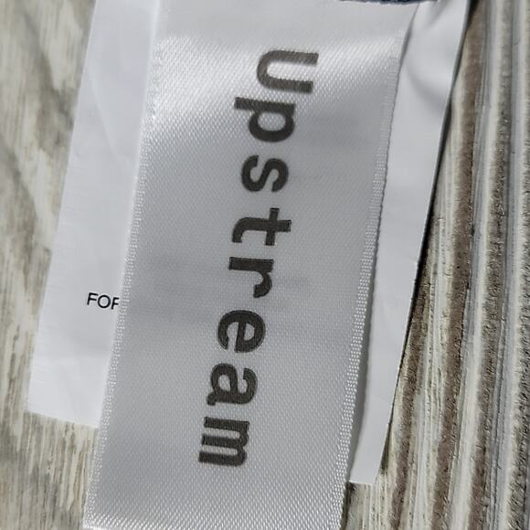 Upstream Floral Tankini Swim Top Underwire Womens Size 6 NEW - Picture 8 of 9